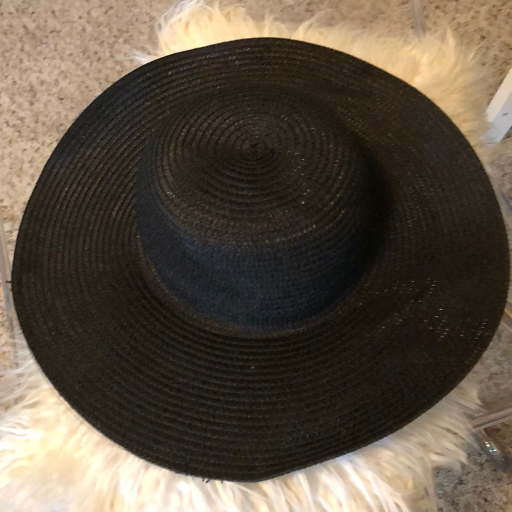 Navy beach hat